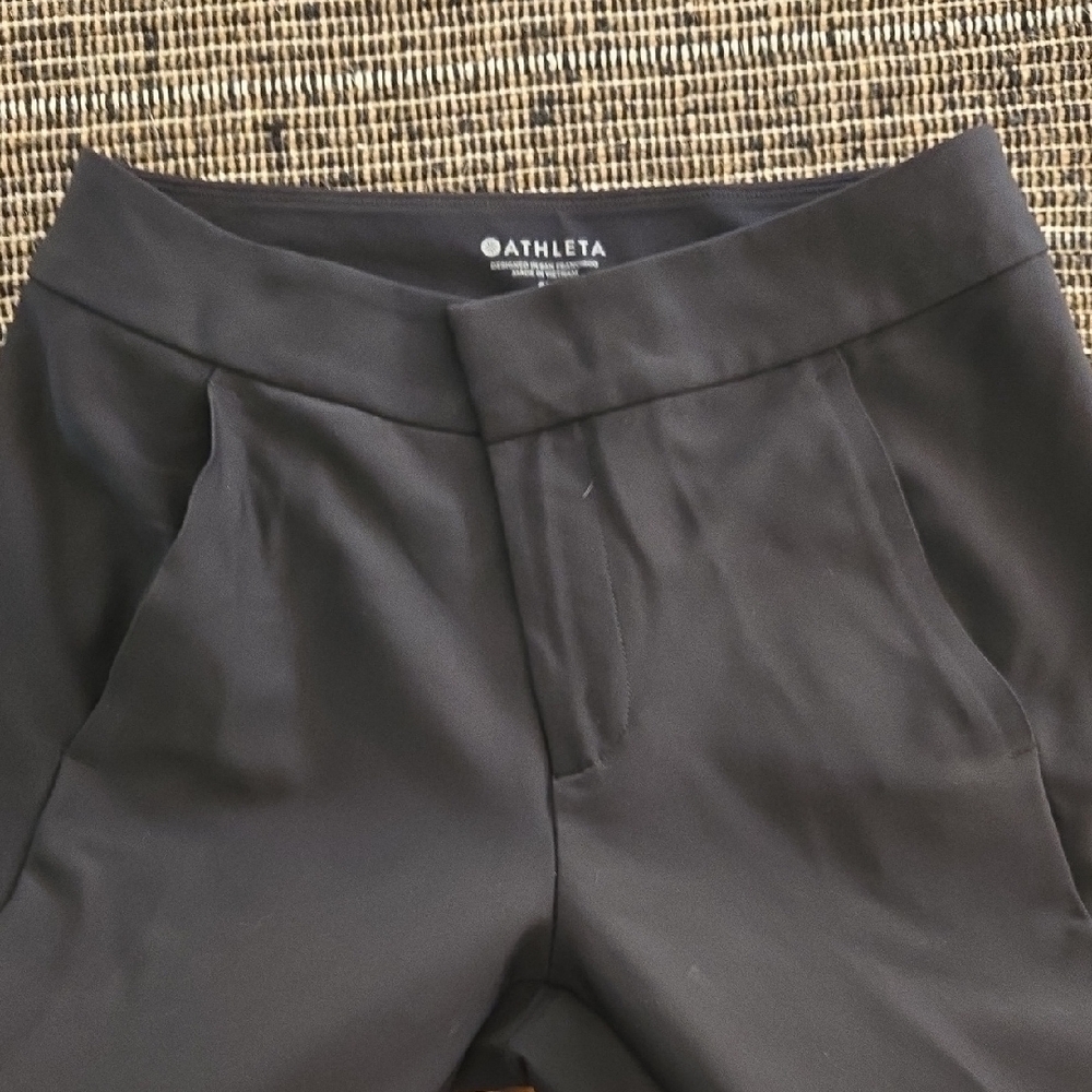 Athleta Black Athletic Pants Sleek Design